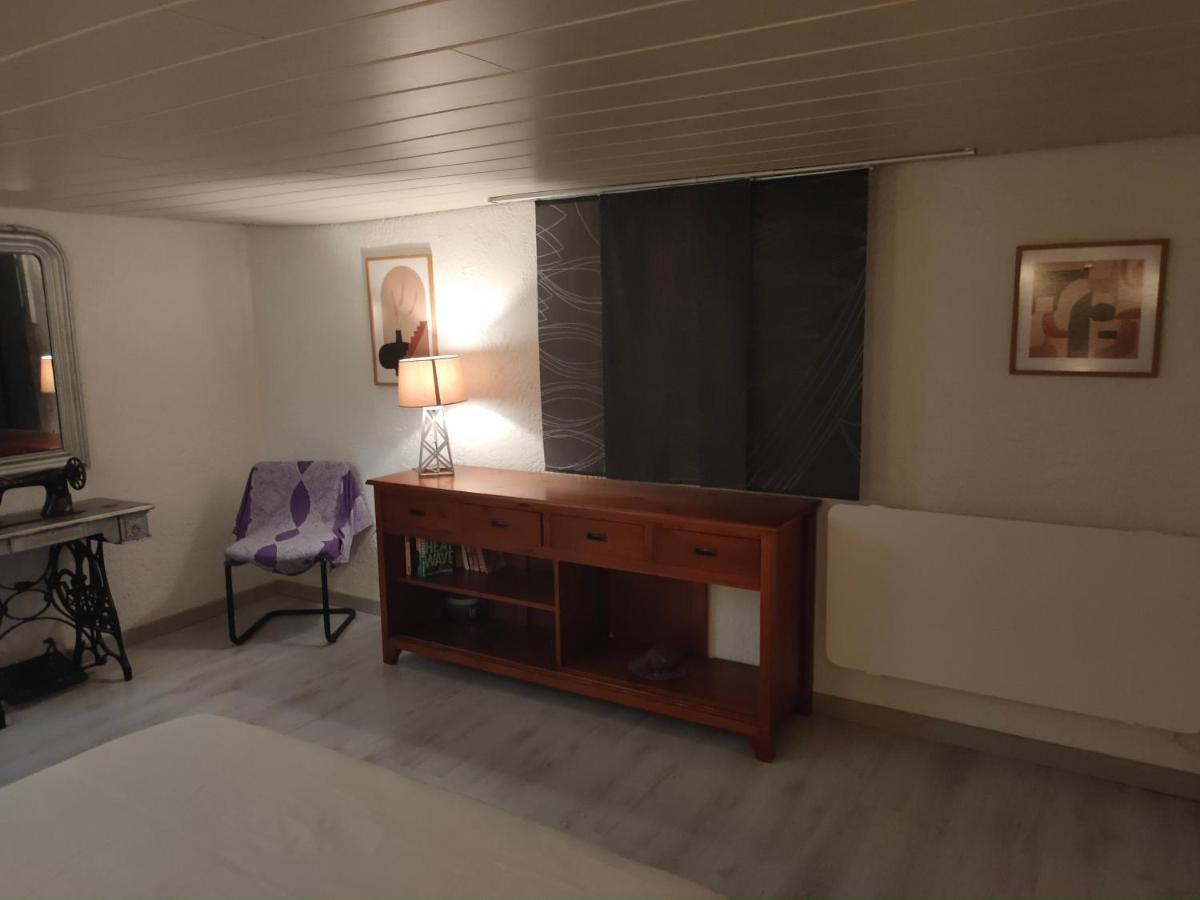 Gite la Denteliere Calais Exterior foto